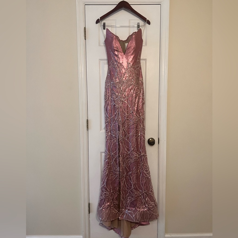 Juan Carlos Pinera Couture Gown - Picture 4 of 7